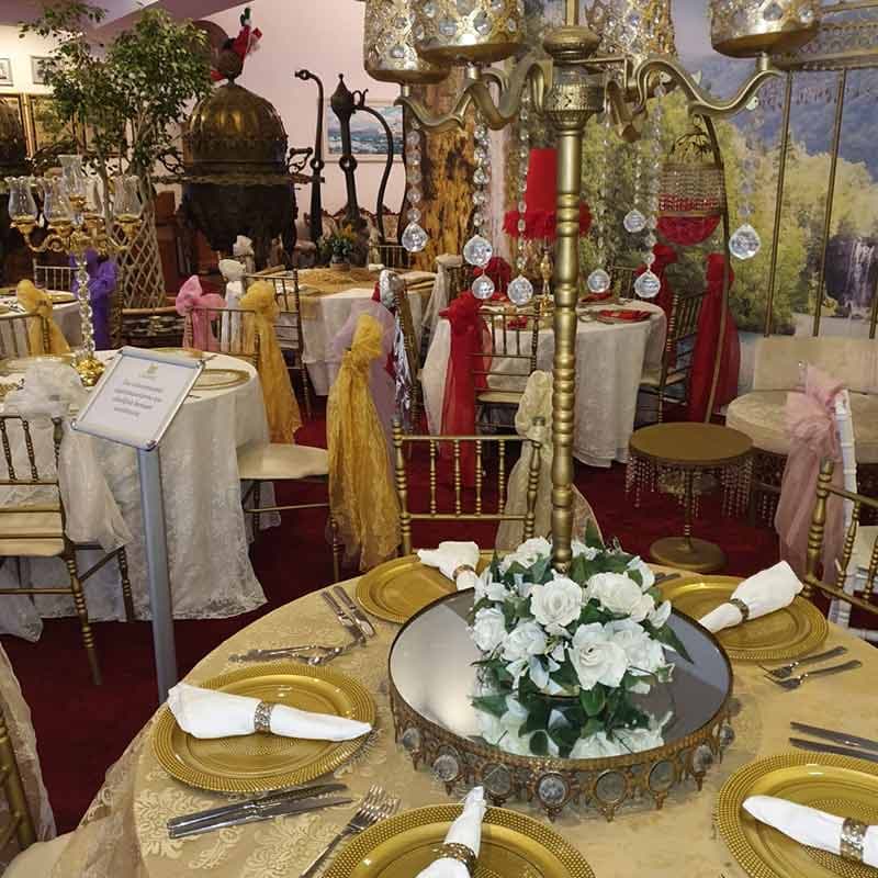 1956 yılında Ankara’da kurulan Uludağ Restaurant İstanbul Floryada’ki şubesinin faaliyetlerine 1985 yılında Uludağ Et Lokantası olarak başlamıştır.