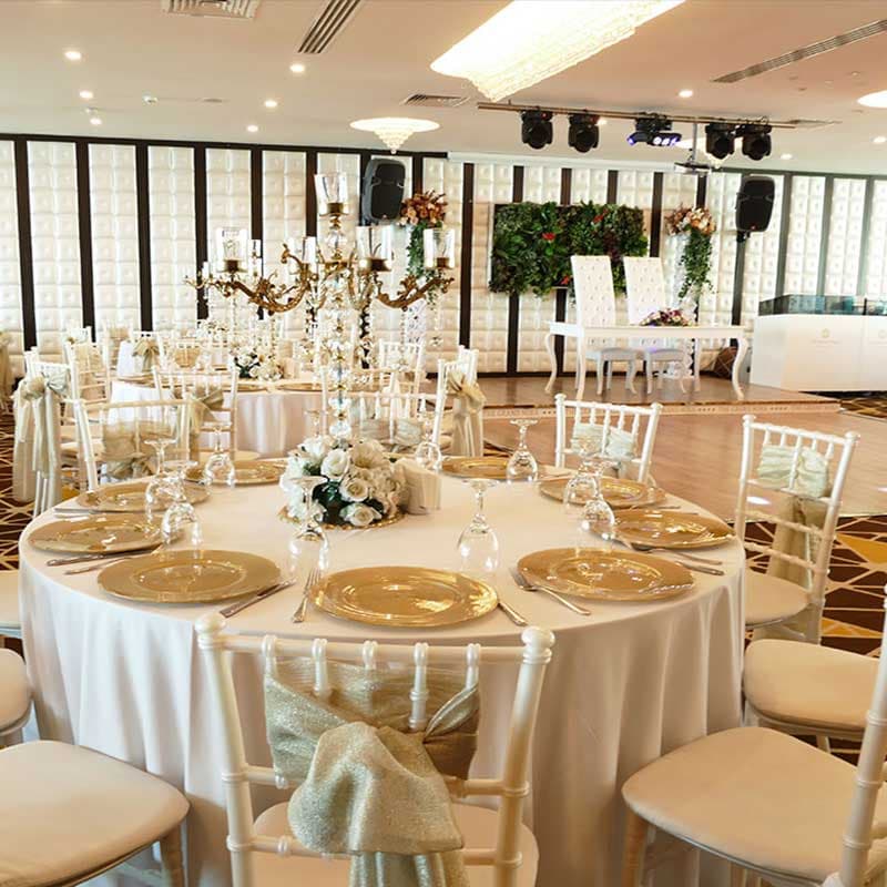 En mutlu gününüzü The Grand Mira Business Hotel'in balo salonunda gerçekleştirmek ister misiniz?